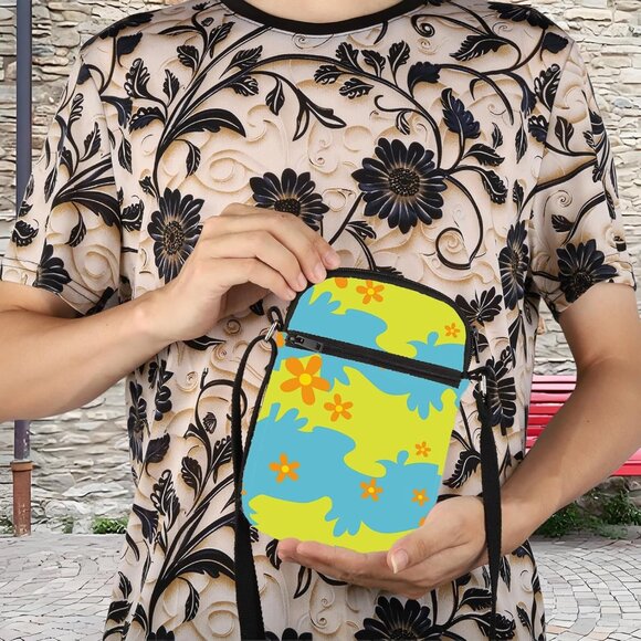 Durable and Water-Resistant Mystery Van Shoulder Bag - Perfect Daily Companion - Picture 6 of 6